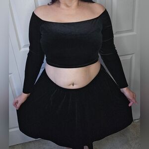 Elegant Black Velvet Skirt And Crop Top XL